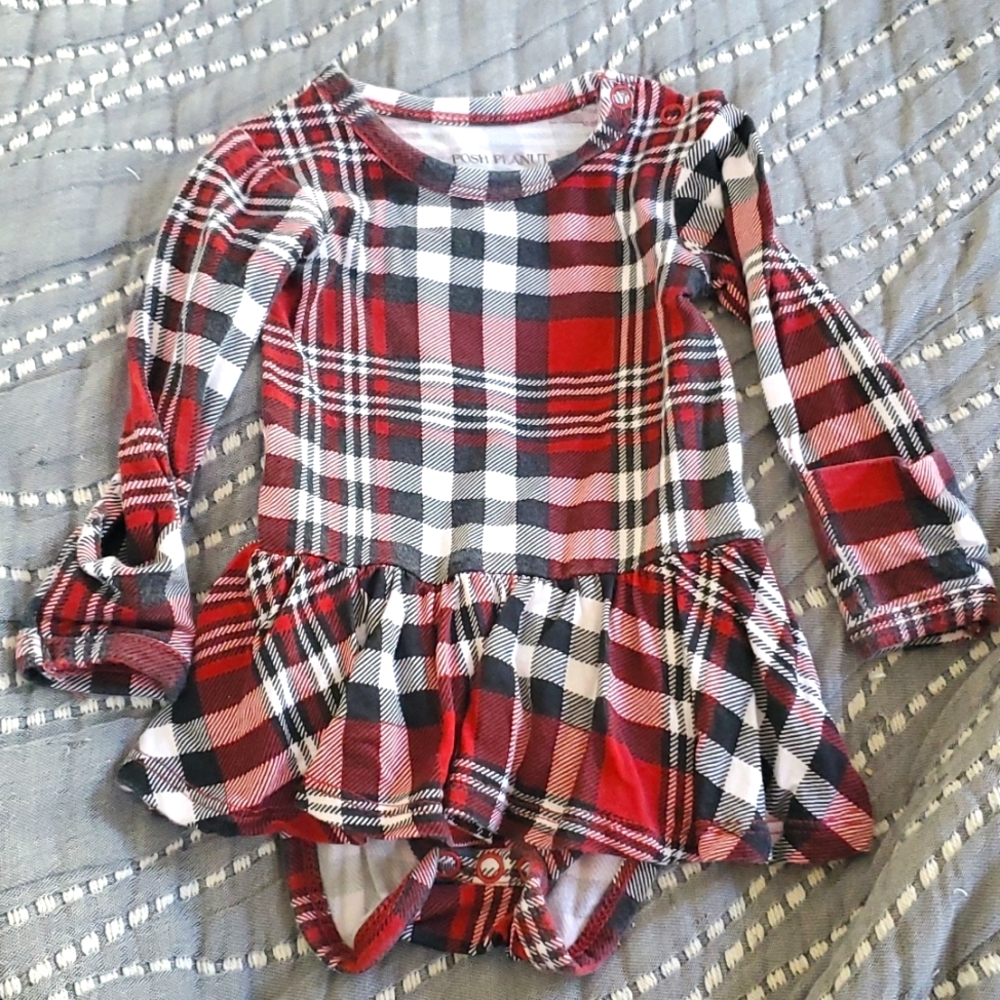 Posh Peanut 0-3 Onsie